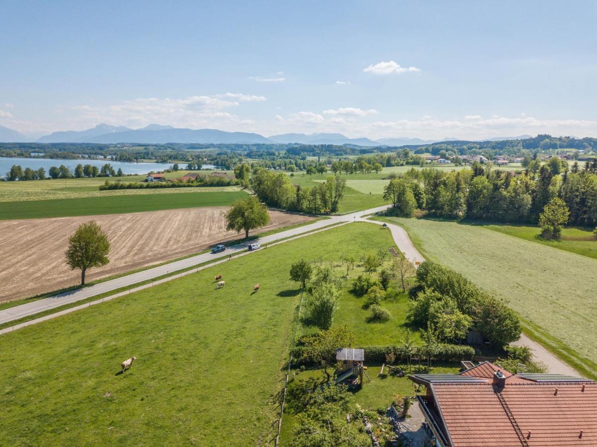 Ferienwohnung Rudi Taching am See Bagian luar foto